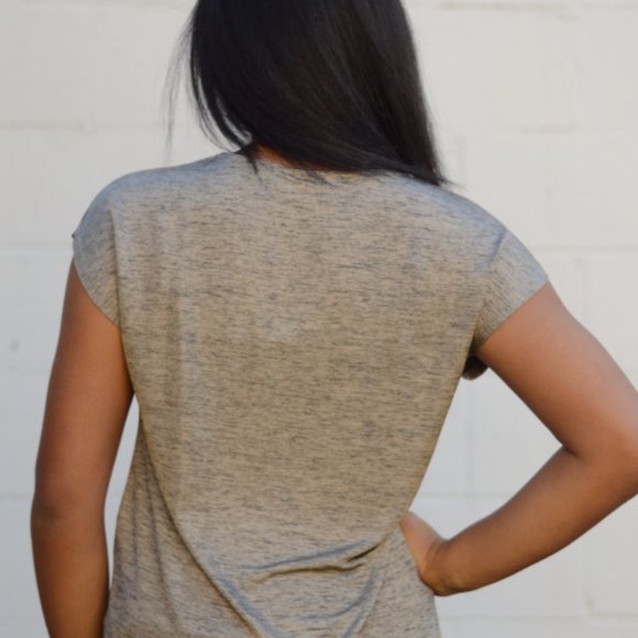 Dantelle Gold Foil Print Step Hem Shirt Large - Picture 3 of 15